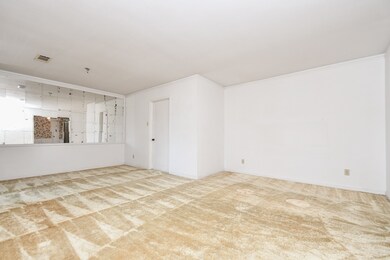 Formal dining / living