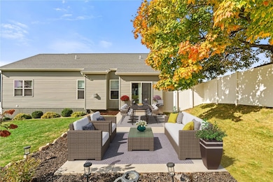 2061 Agate St, Marion, IA 52302 - photo 2