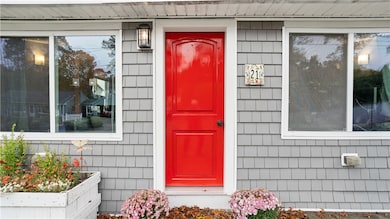 21 Darton St, Coventry, RI 02816 - photo 3