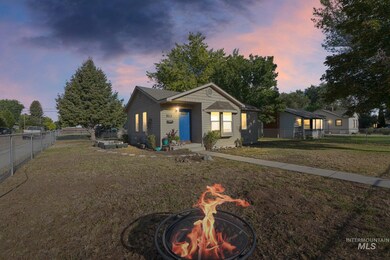 523 Banner St, Nampa, ID 83686 - photo 2