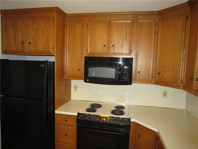 930 Cold Spring Rd unit 12, Allentown, PA 18103 - photo 6