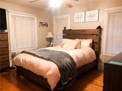 392 Broadway unit 2, Newport, RI 02840 - photo 4