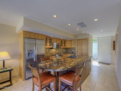 005_Kitchen Island