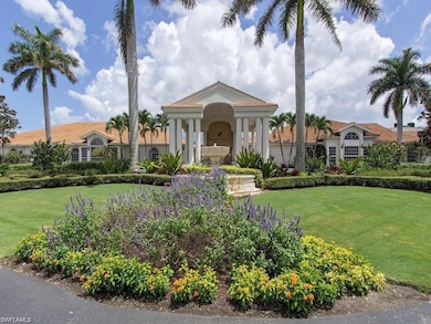 GOLF CLUB HOUSE