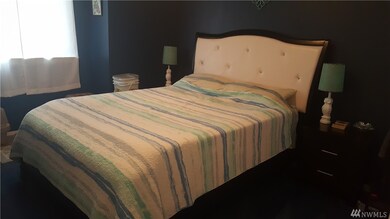 17905 Rising Ct SE, Yelm, WA 98597 - photo 7