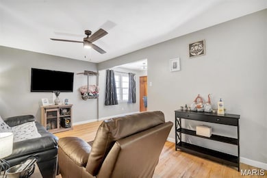 8014 Morgan Ford Rd, St. Louis, MO 63123 - photo 3