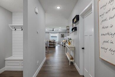 1171 S Cumberland Ave, Republic, MO 65738 - photo 4