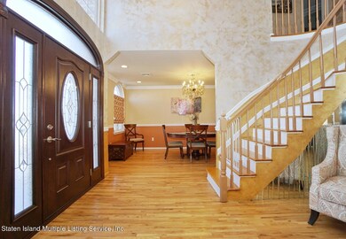 76 Bayview Ln, Staten Island, NY 10309 - photo 2