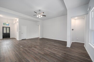 9602 Moss Rose Ln, Willis, TX 77378 - photo 4