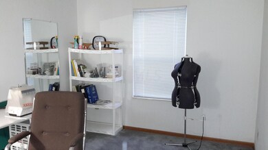 886 Harbinger Cir W, Columbus, OH 43213 - photo 7