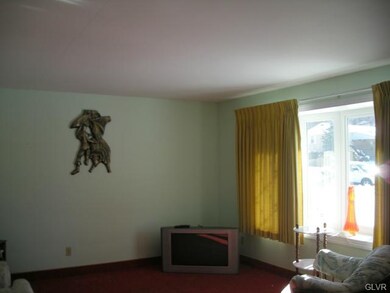 6113 Glenn Ave, Coopersburg, PA 18036 - photo 6