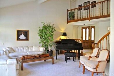 Vaulted ceiling and lovely loft landing above make