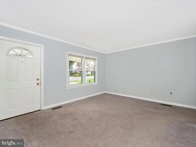 337 Walgrove Rd, Reisterstown, MD 21136 - photo 5