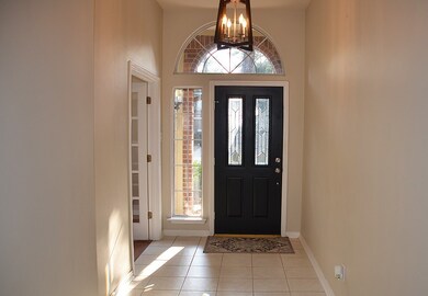 175 N Wynnoak Cir, Spring, TX 77382 - photo 2