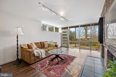 7417 Rebecca Dr, Alexandria, VA 22307 - photo 5