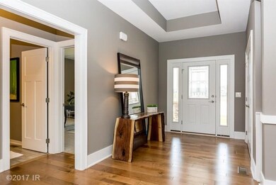 8023 NW 95th Cir, Johnston, IA 50131 - photo 2