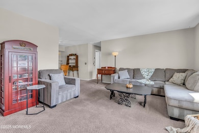 14 Connecticut Ct unit D, Matawan, NJ 07747 - photo 3