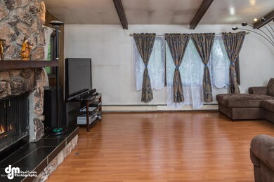 2521 Chandalar Dr Anchorage AK-large-004