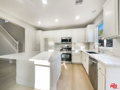 24130 Tango Dr, Valencia, CA 91354 - photo 2