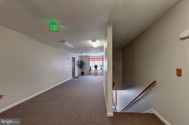 2013 Rudy Serra Dr unit 3B, Sykesville, MD 21784 - photo 2