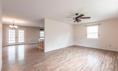 13610 Tassel Ln, Devils Elbow, MO 65457 - photo 5