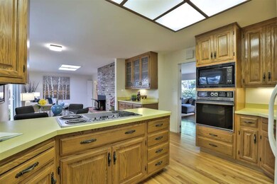 65 La Loma Dr, Menlo Park, CA 94025 - photo 7