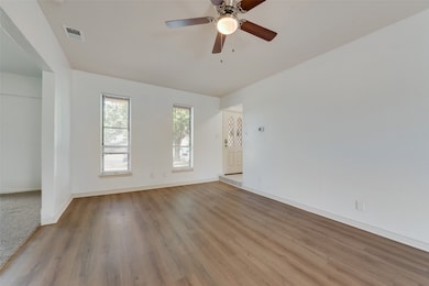 6214 Capestone Dr, Dallas, TX 75217 - photo 6