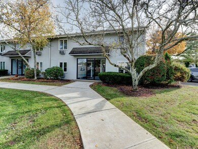 105 Florence Rd unit 2B, Branford, CT 06405 - photo 2