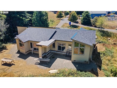 62039 Double Eagle Rd, Coos Bay, OR 97420 - photo 7