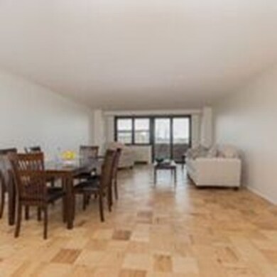 9 Hawthorne Place unit 8D, Boston, MA 02114 - photo 3