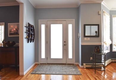 (4)Entry Foyer