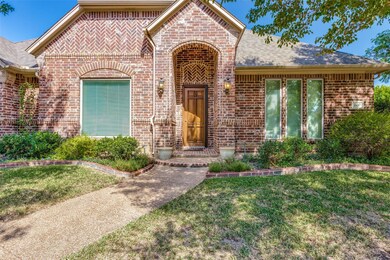 600 Hickory Ct, Hurst, TX 76054 - photo 3