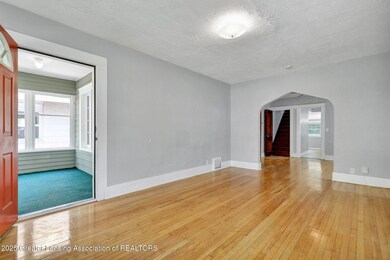 422 N Magnolia Ave, Lansing, MI 48912 - photo 3