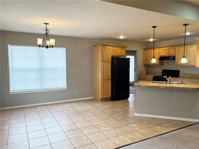 2827 N Cassius Ln, Fayetteville, AR 72704 - photo 5