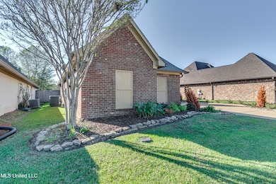 128 Amethyst Ln-9