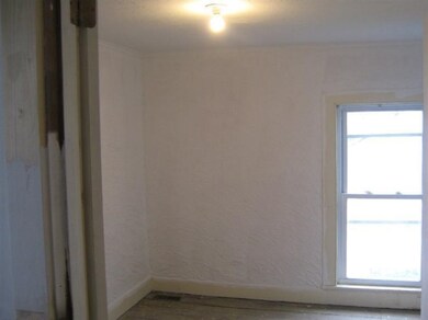 224 Maple St, Lowell, MI 49331 - photo 6