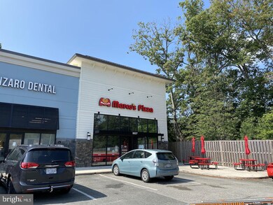 7906 Bressingham Dr, Fairfax Station, VA 22039 - photo 4