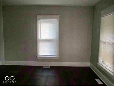 2110 W Mccarty St, Indianapolis, IN 46221 - photo 3