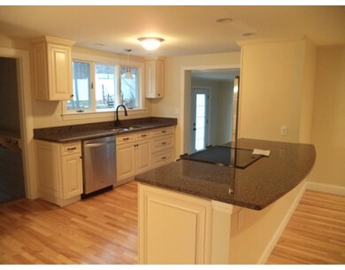 34 Swan Ave, Bedford, NH 03110 - photo 4