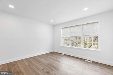 2406 Ridgehampton Ct, Reston, VA 20191 - photo 4