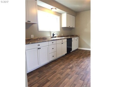 551 16th Ave, Longview, WA 98632 - photo 4