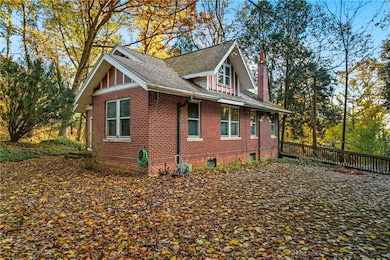 729 E Lake Rd, Transfer, PA 16154 - photo 7