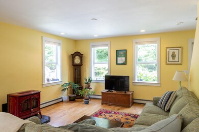 39 Mud Puddle Rd, Vineyard Haven, MA 02568 - photo 4