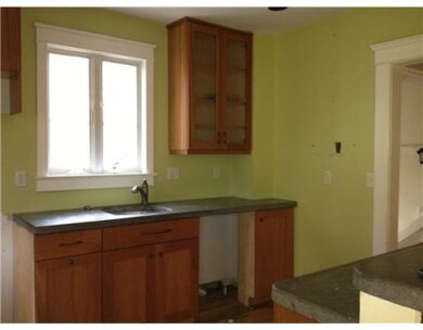 823 Miner St, Ann Arbor, MI 48103 - photo 2