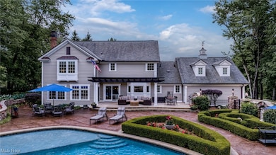 17221 Sagamore Rd, Bedford, OH 44146 - photo 3