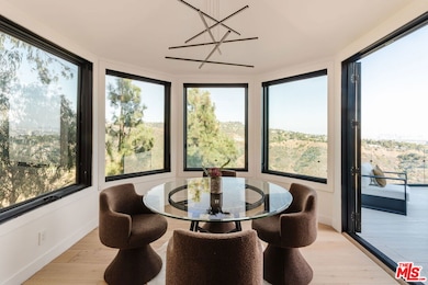 1666 Summitridge Dr, Beverly Hills, CA 90210 - photo 7