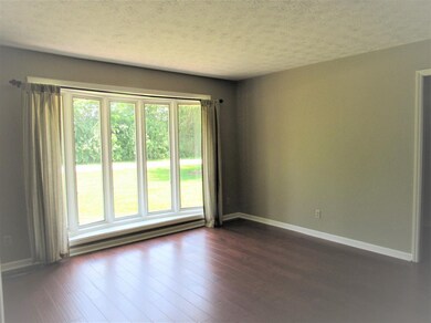 829 Hickman Hill Rd, Frankfort, KY 40601 - photo 7