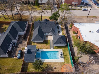 442 Wycliffe Dr, Houston, TX 77079 - photo 4