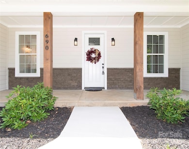 690 Settlers Trail, Mars Hill, NC 28754 - photo 4