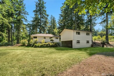 9312 SW 192nd St, Vashon, WA 98070 - photo 2